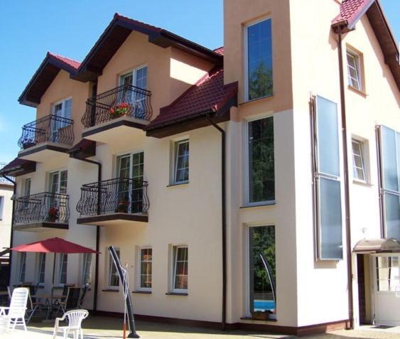Pod Arkadami Darlowko Exterior foto